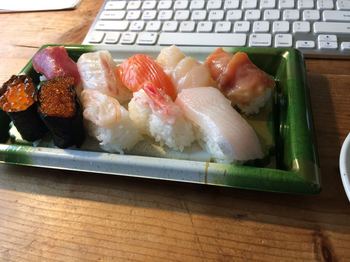 「うおはん」のお寿司.jpg